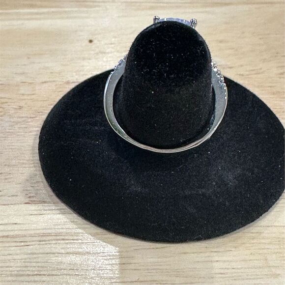 Sterling Silver Heart Cubic Zirconia Halo stimulated diamond Ring size 7.5 - Picture 3 of 9